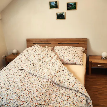 Tis Herberge Apartment *